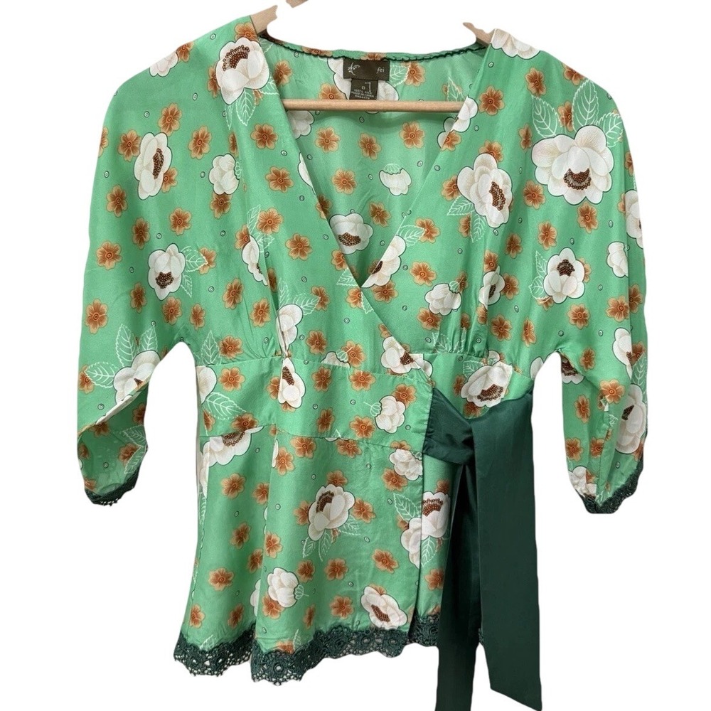 Fei Anthropologie Silk Wrap‎ Blouse 0 Green Floral Lace Trim Peplum Top 996
